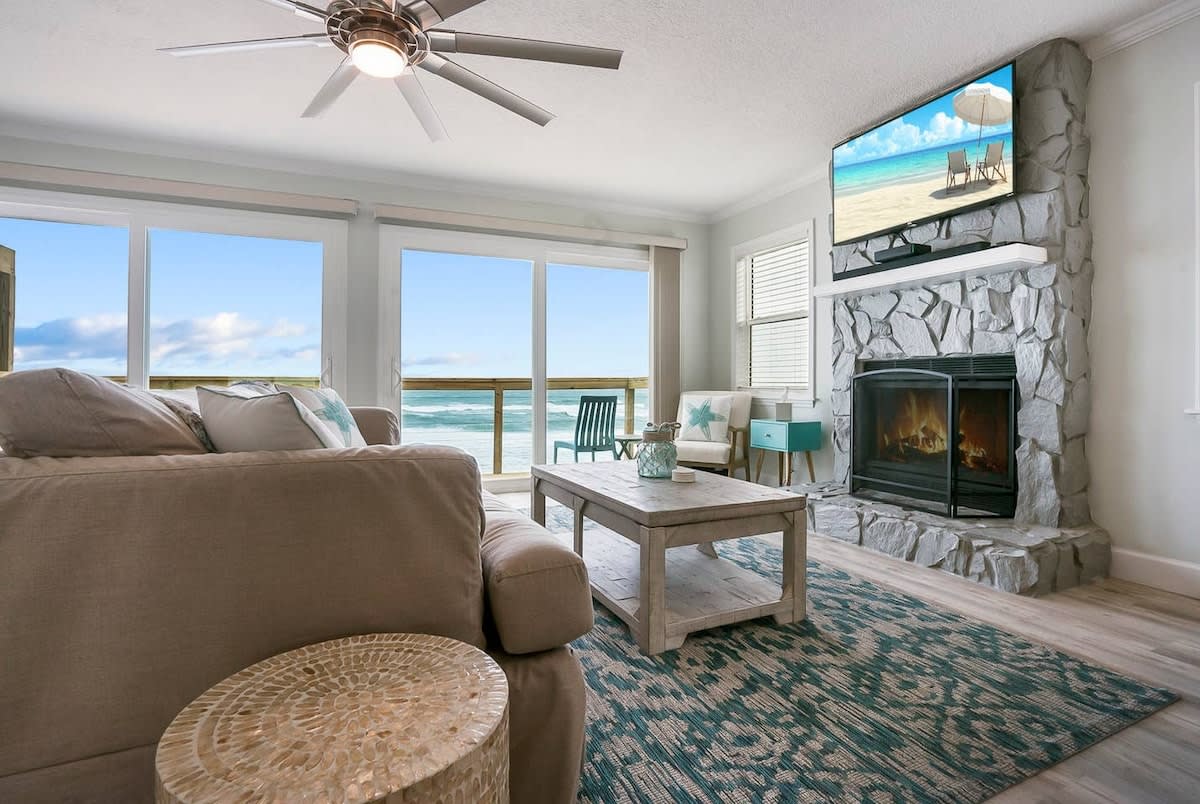 Oceanfront, Blissful Sunrises, Beach Gear, BBQ — St. Augustine, FL — vacation rental