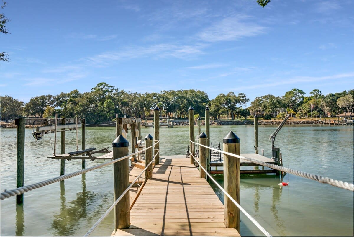 On the Canal, New Dock, Kayak, Bikes, Beach Gear — Palm Coast, FL — vacation rental