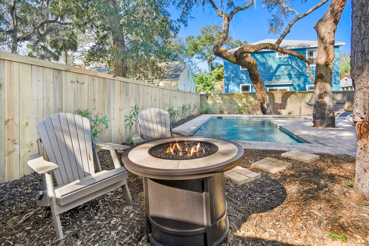 Pool + Spa, Downtown, by Beach, FOY, Add Golf Cart — St. Augustine, FL — vacation rental