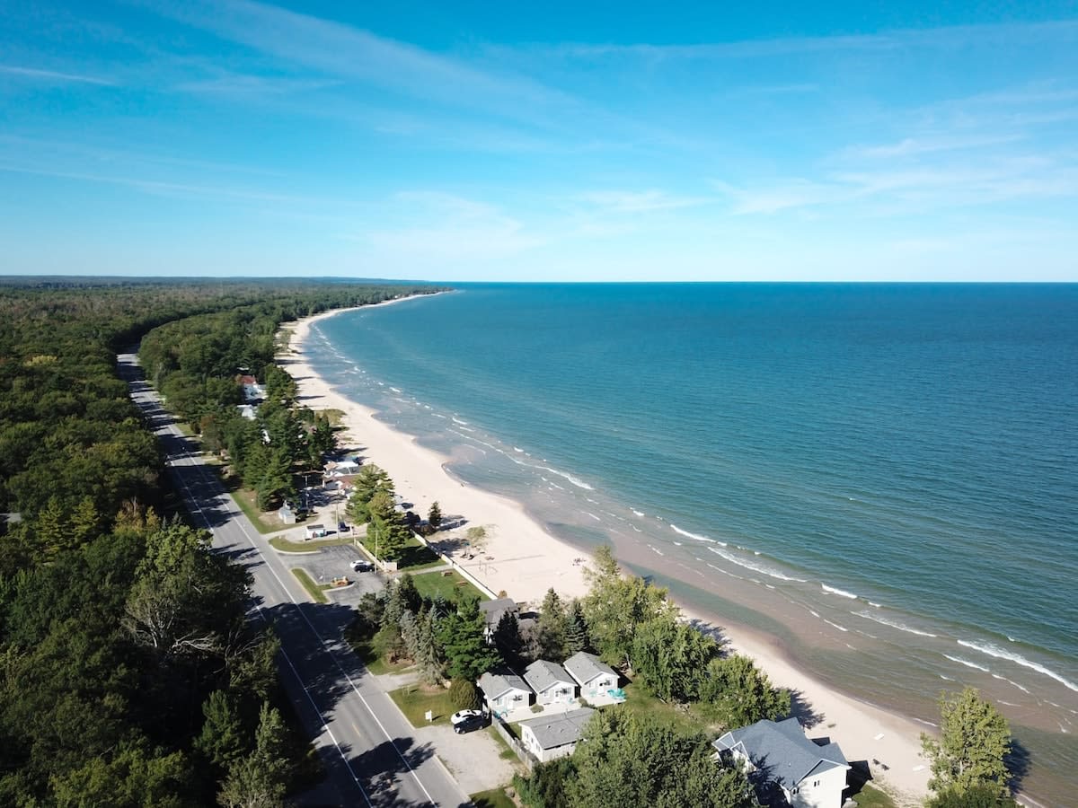 Stunning views of Lake Huron - Foto 1