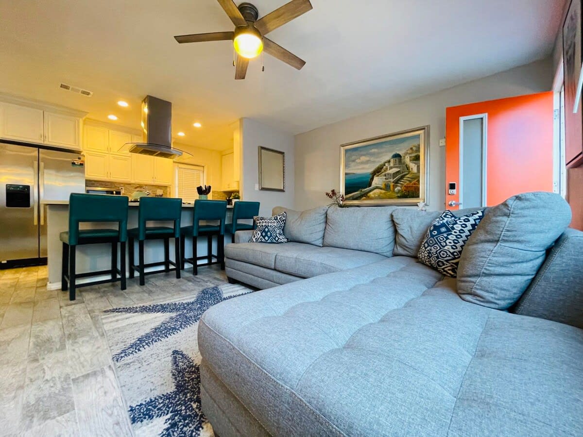 Casa Verde Dog Friendly Condo in OB