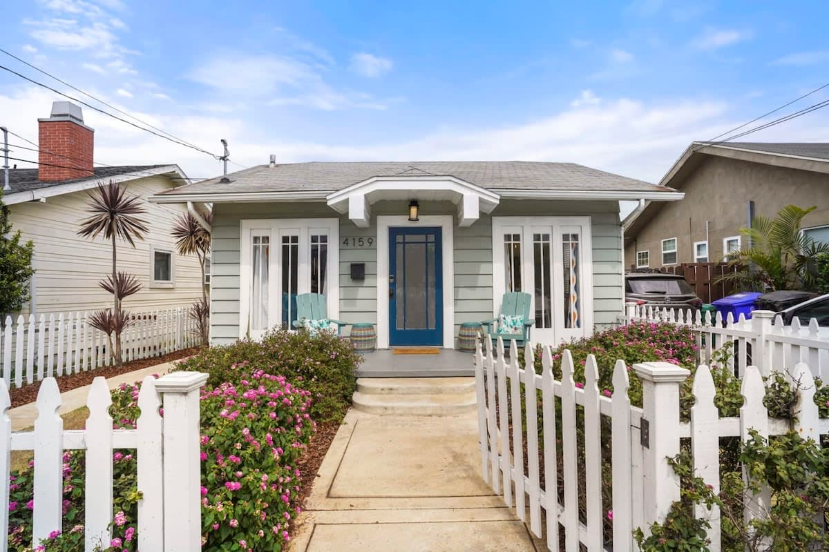 Bright and Quirky Hillcrest Craftsman