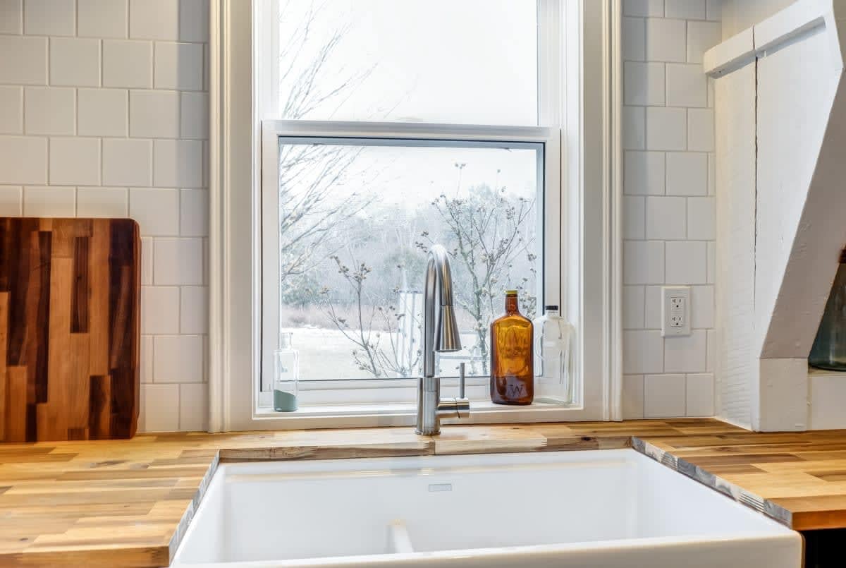 From HGTV! Marigold Suite in county farmhouse - Picture 31