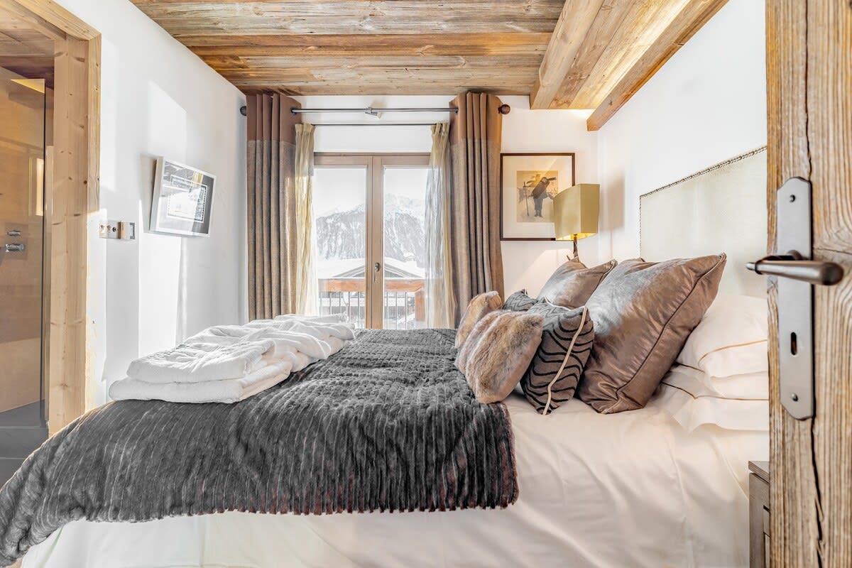 location Chalet Ice Courchevel photo- 12