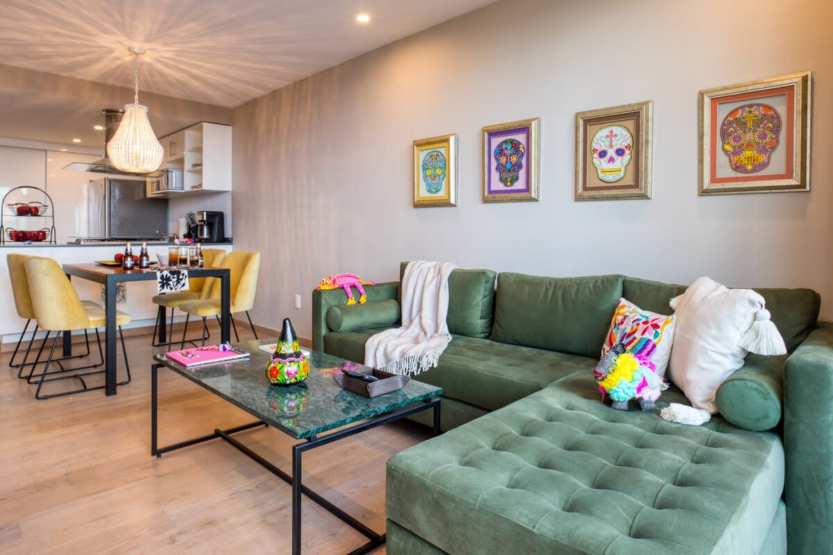 Polanco - Mexican 2BR Balcony Apt — Ciudad de México, Ciudad de México — vacation rental