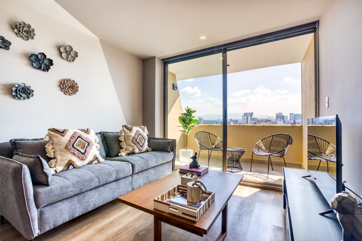 Ejército - República 2BR Balcony Apt — Ciudad de México, Ciudad de México — vacation rental