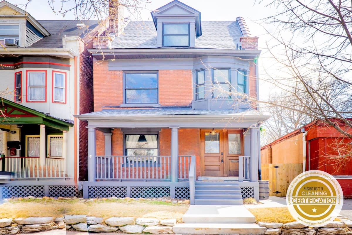 Elegant Shaw 5BR with Comfort in Mind ABODEbucks — St. Louis, MO — vacation rental