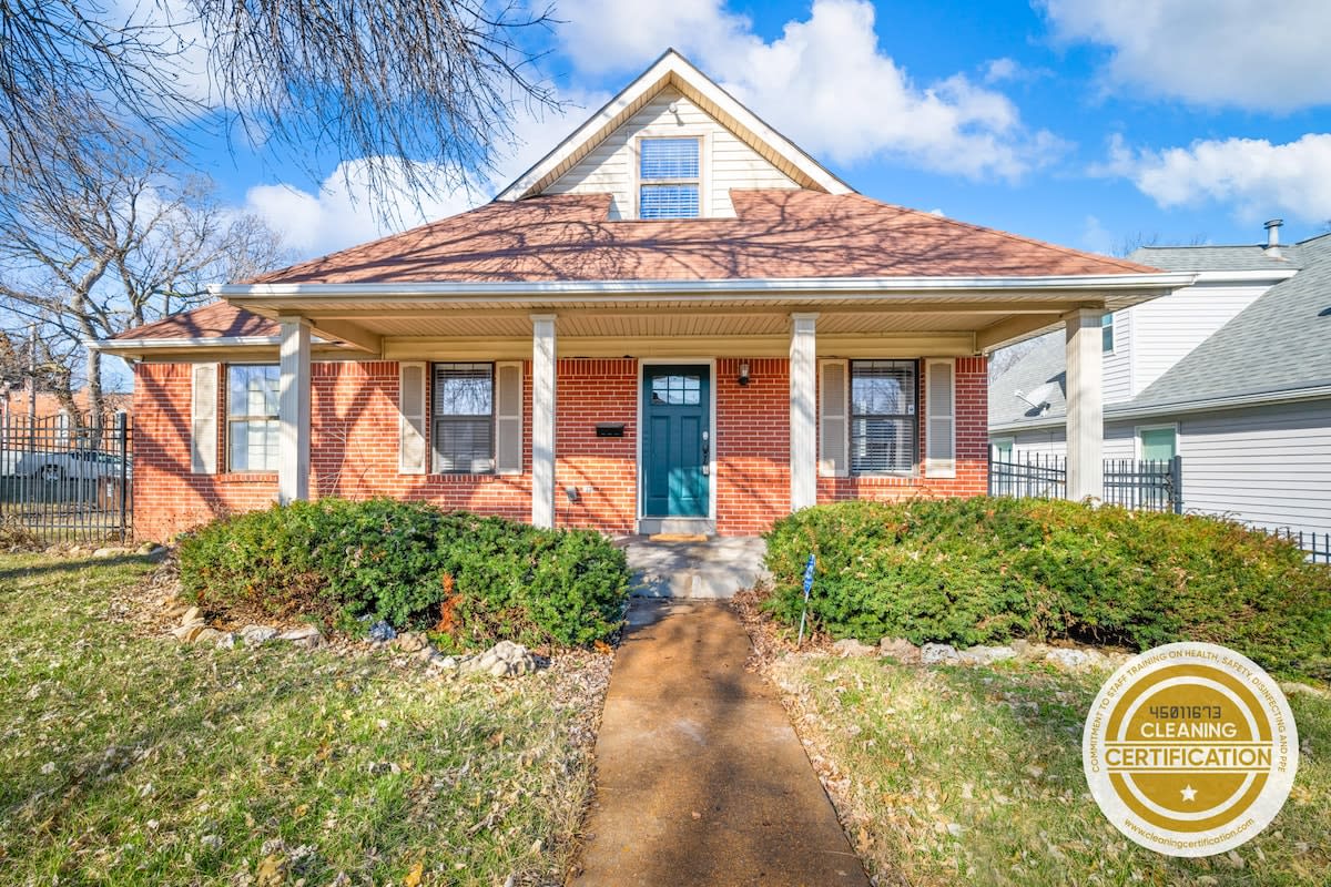 Zen Cottage with Private Parking ABODEbucks — St. Louis, MO — vacation rental