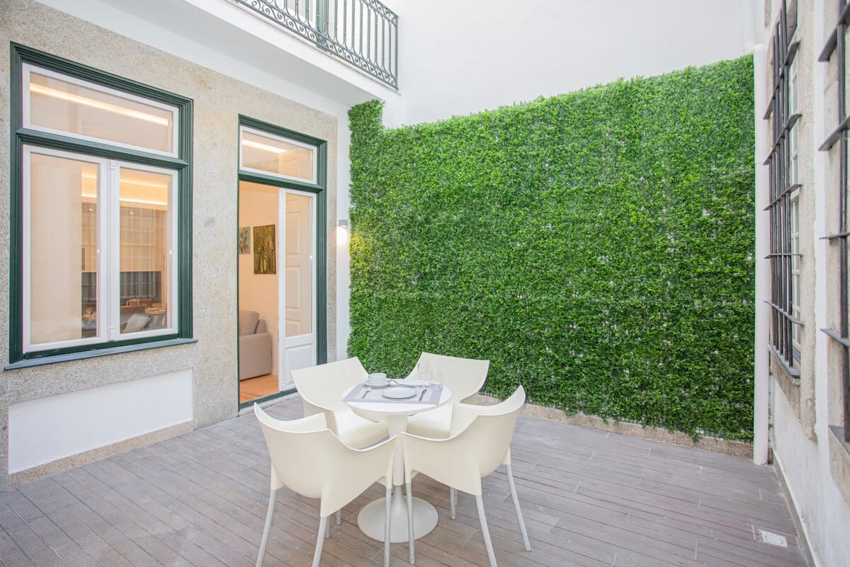 Liiiving in Porto-Mouzinho Residence Apartment 1T — Porto, Porto — vacation rental