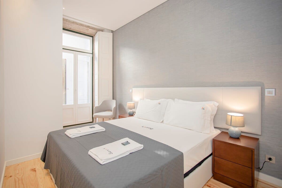 Liiiving in Porto-Mouzinho Residence Apartment 2T — Porto, Porto — vacation rental