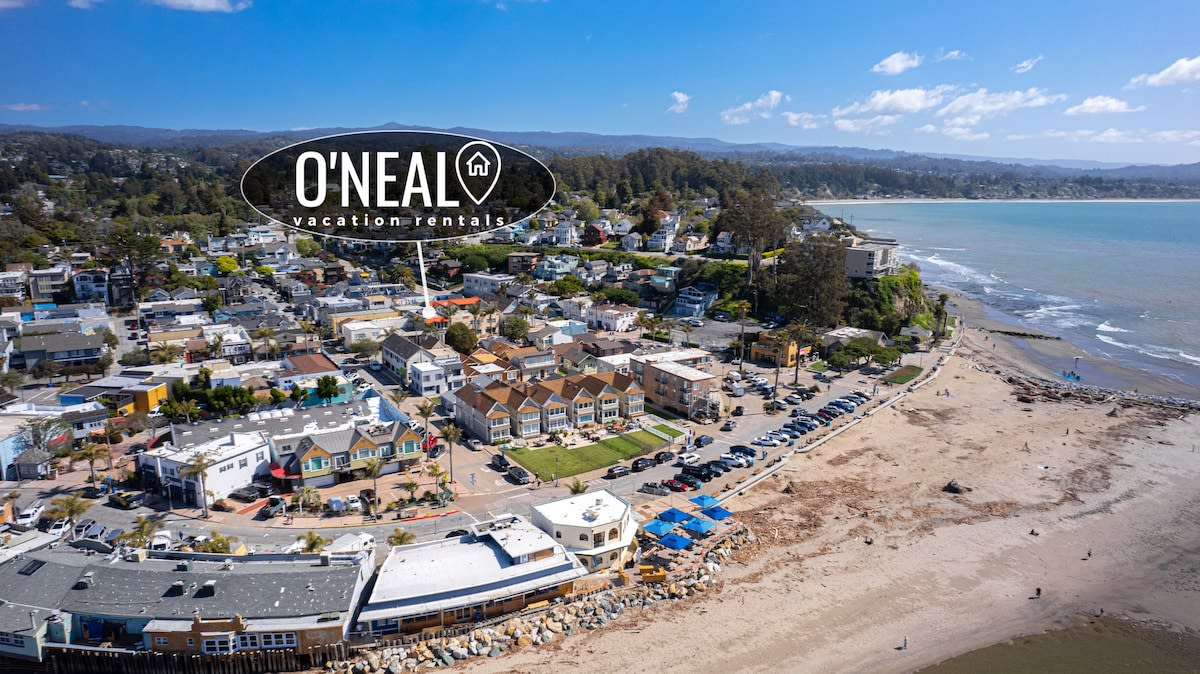 Capitola Village Retreat with Garage! — Capitola, CA — vacation rental