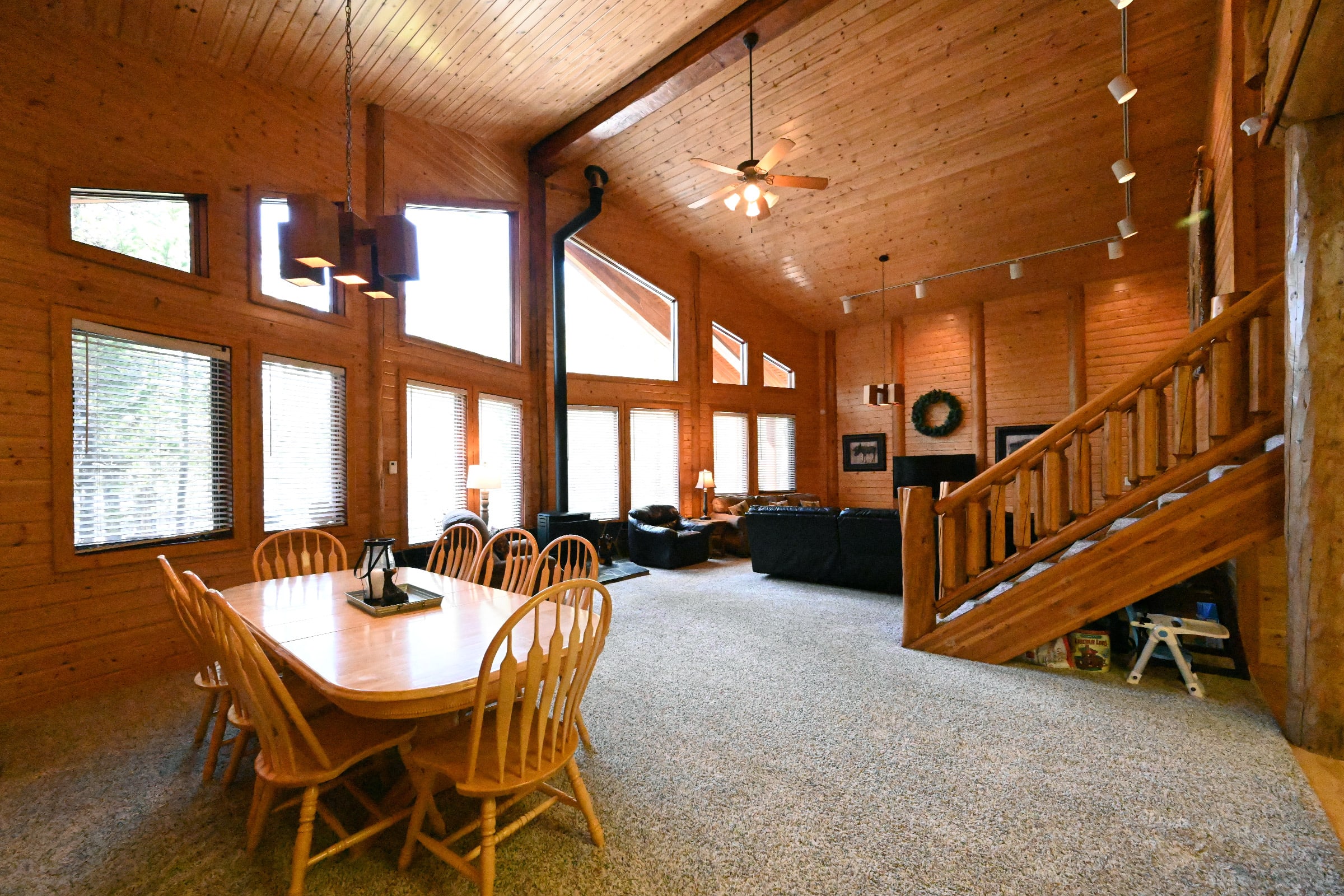 *New Listing*, Mountain Escape, 30 Mins to YNP — Island Park, ID — vacation rental