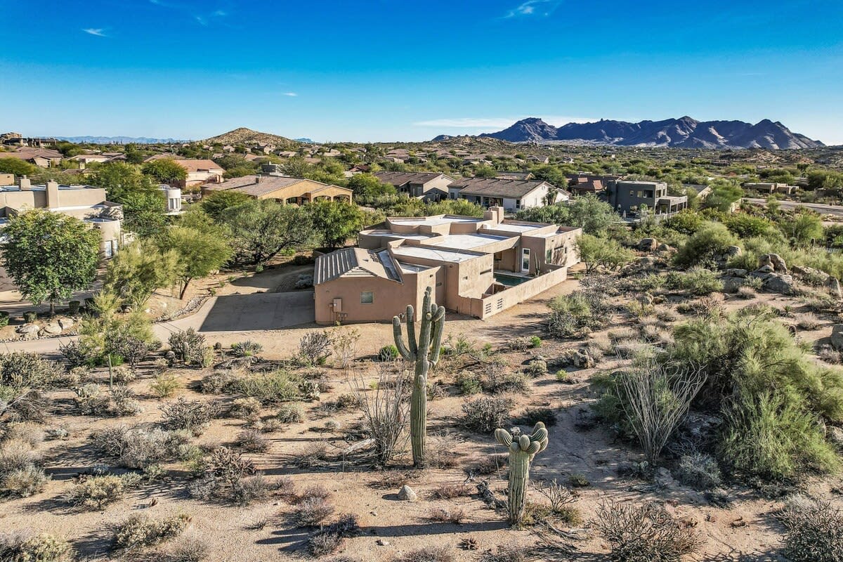Serenity Peaks- Gorgeous Pet Friendly Villa in Scottsdale with Pool, Spa, and Bikes — Scottsdale, AZ — vacation rental