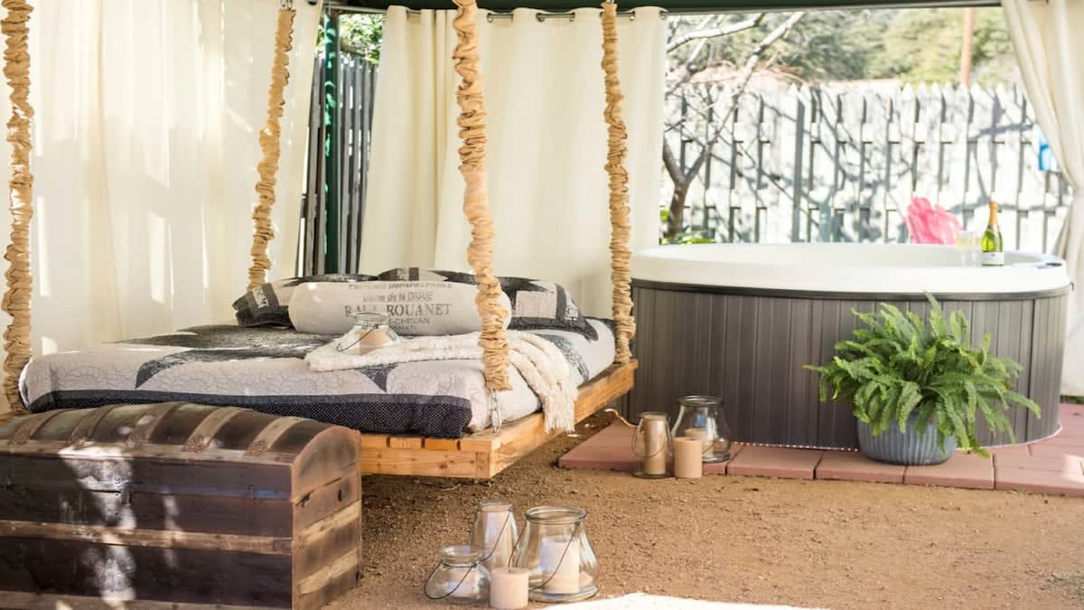 Charming Cottage With Hot Tub And Fire Pit - Romantic Escape - Fredericksburg, TX