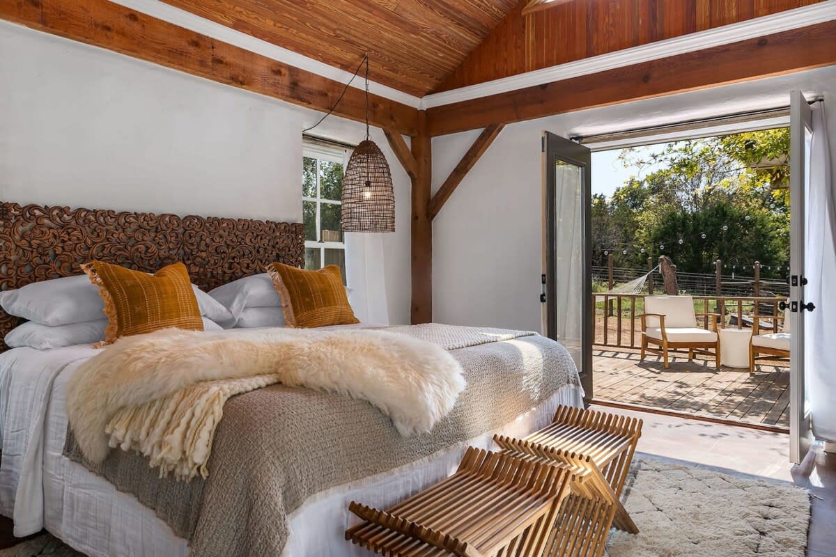 Falling Star, Hot tub, Pet Friendly, Secluded! — Fredericksburg, TX — vacation rental