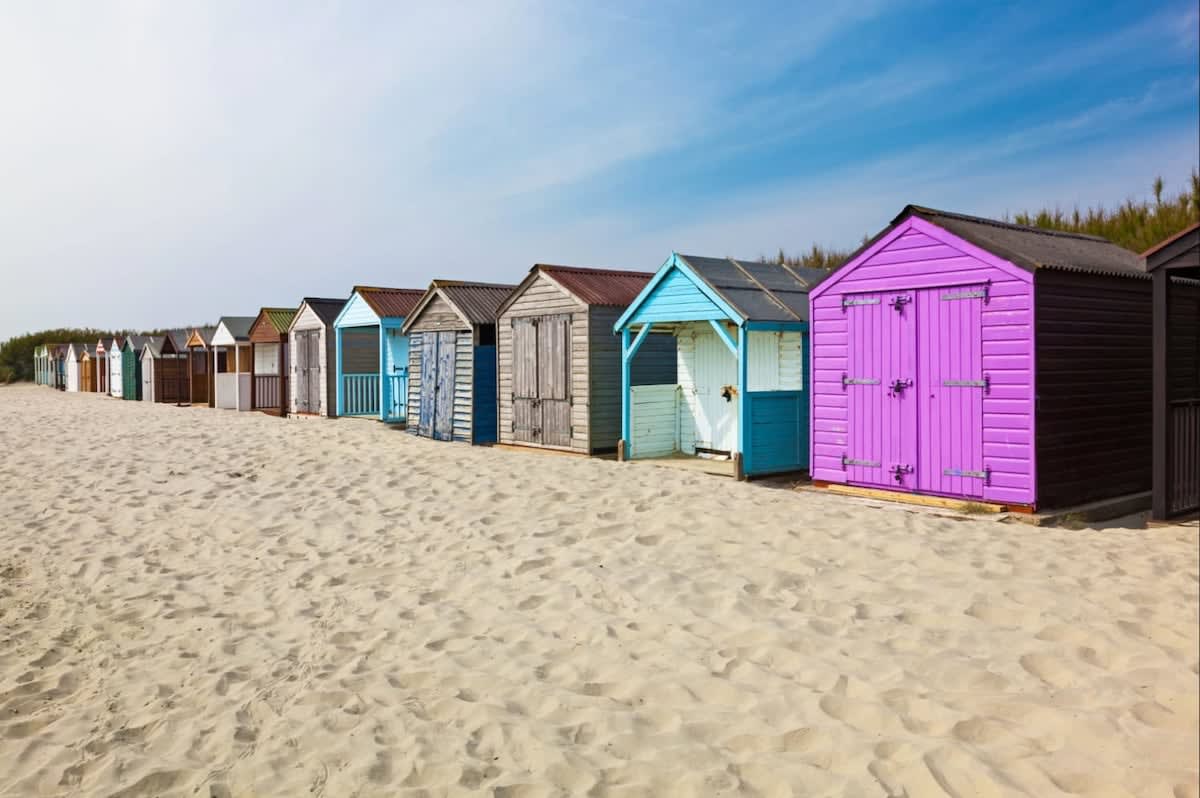 West Wittering's Blue Flag Beach is 15 minutes drive away and home to sand dunes, stunning walks and colourful beach huts.
