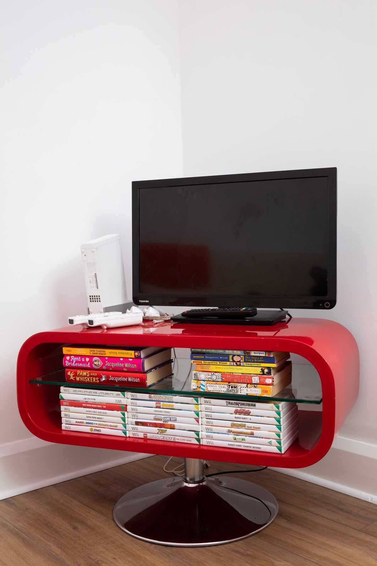 The snug features a Wii and a flat screen TV