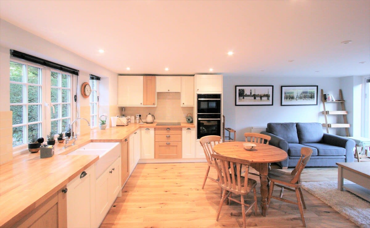 Recently Renovated Cosy One Bedroom Annexe just minutes from Goodwood