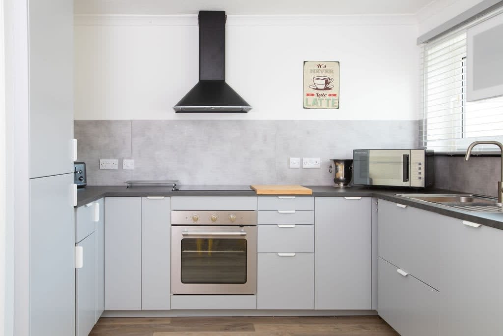 Bright & Modern Selsey Seafront Home