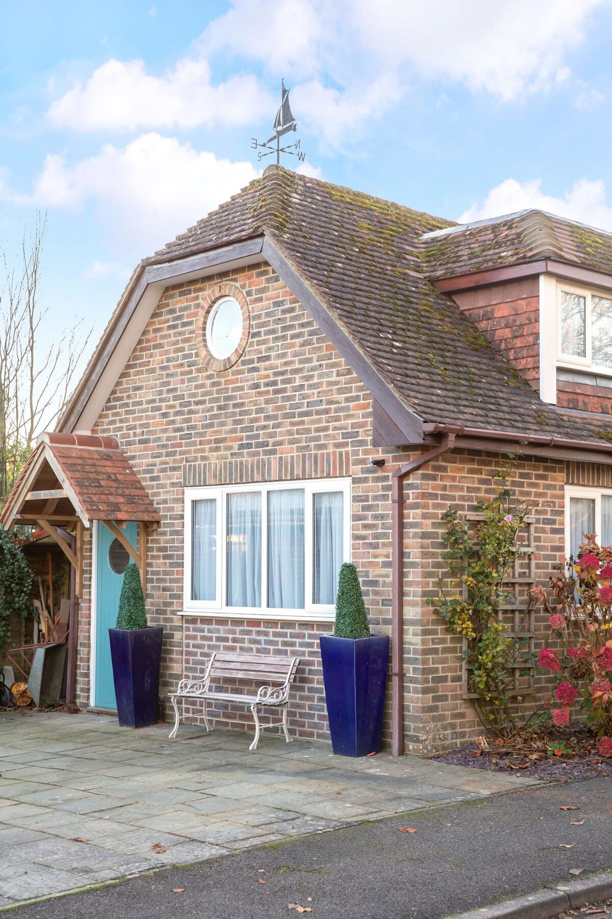 The annexe is well presented and perfectly located.