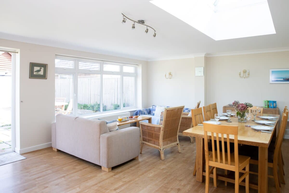 Detached Coastal Home 150m from Beach | Sleeps 8