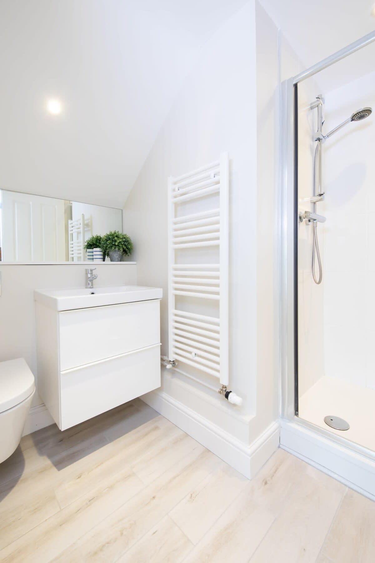 There’s a shower in the ensuite