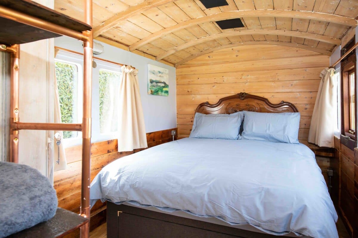 A luxurious sleeping carriage awaits!