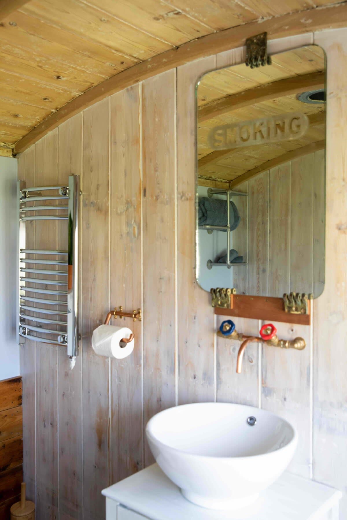 Freshen up after a day exploring the area or before heading out to one of the local pubs.