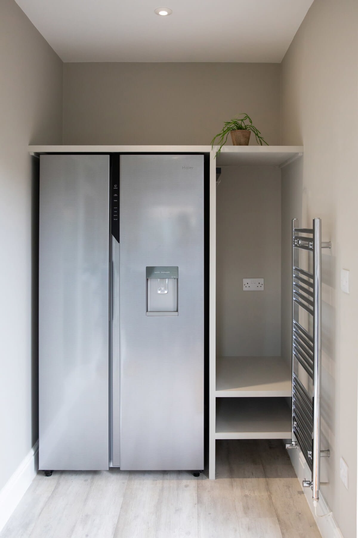 The American fridge/freezer with water cooler built in