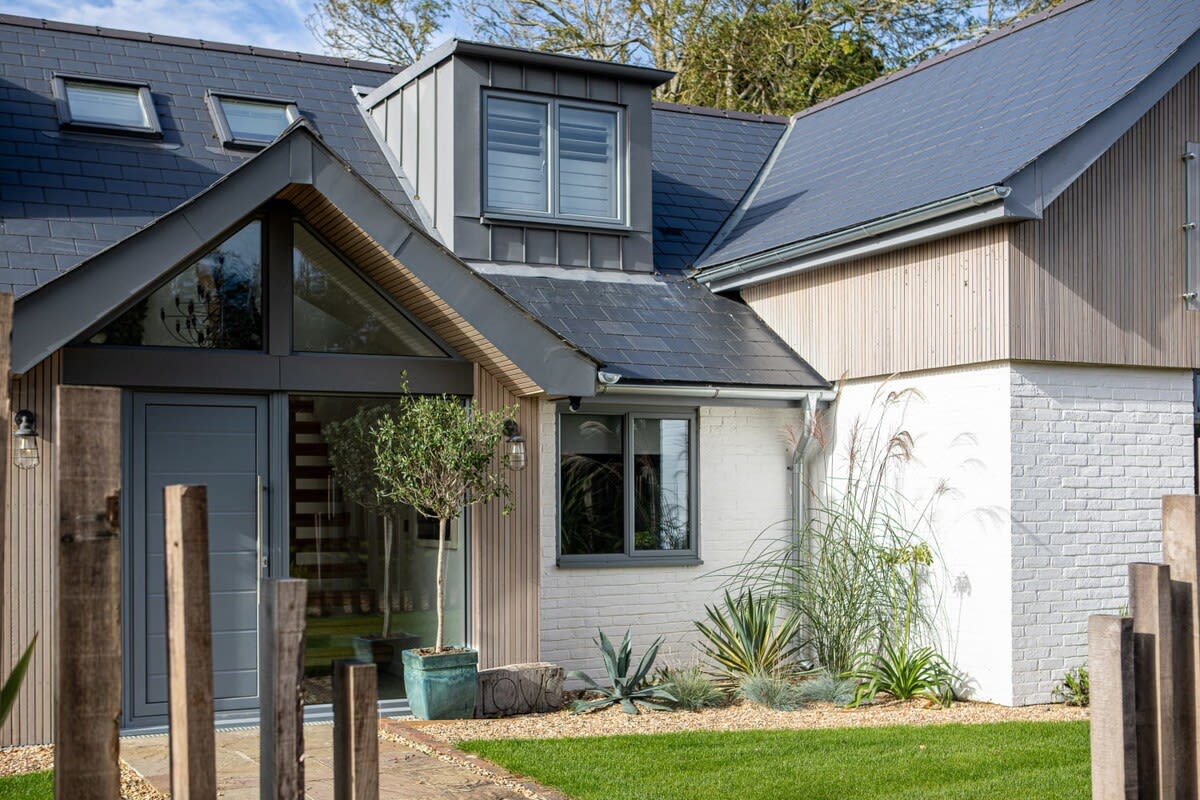 Step through the front door and get to know the place where you’ll enjoy unforgettable moments with your family and friends