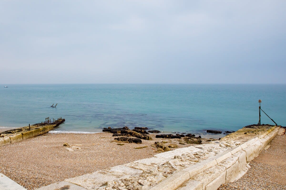 Lovely Selsey apartment with sea views / sleeps 4