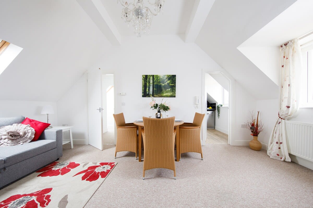 Lovely Selsey apartment with sea views / sleeps 4