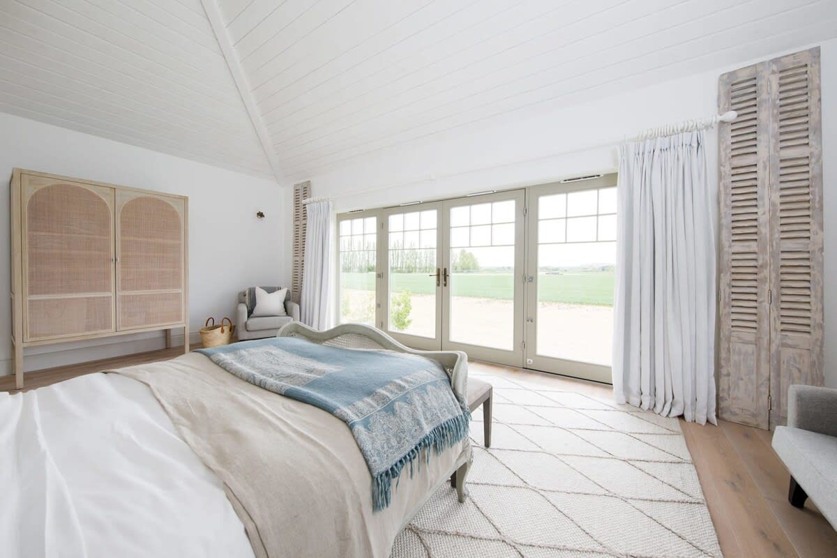 Wake up to the gorgeous views of the countryside