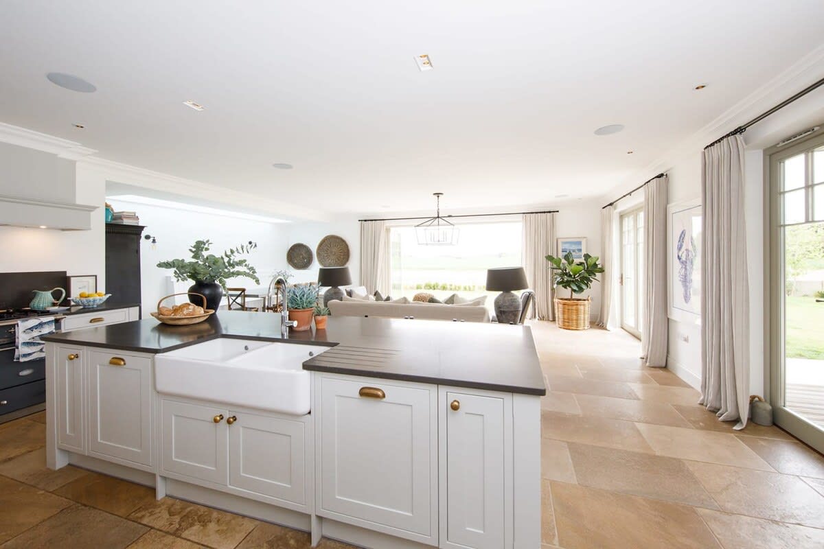 The designated chef will love our fully equipped kitchen