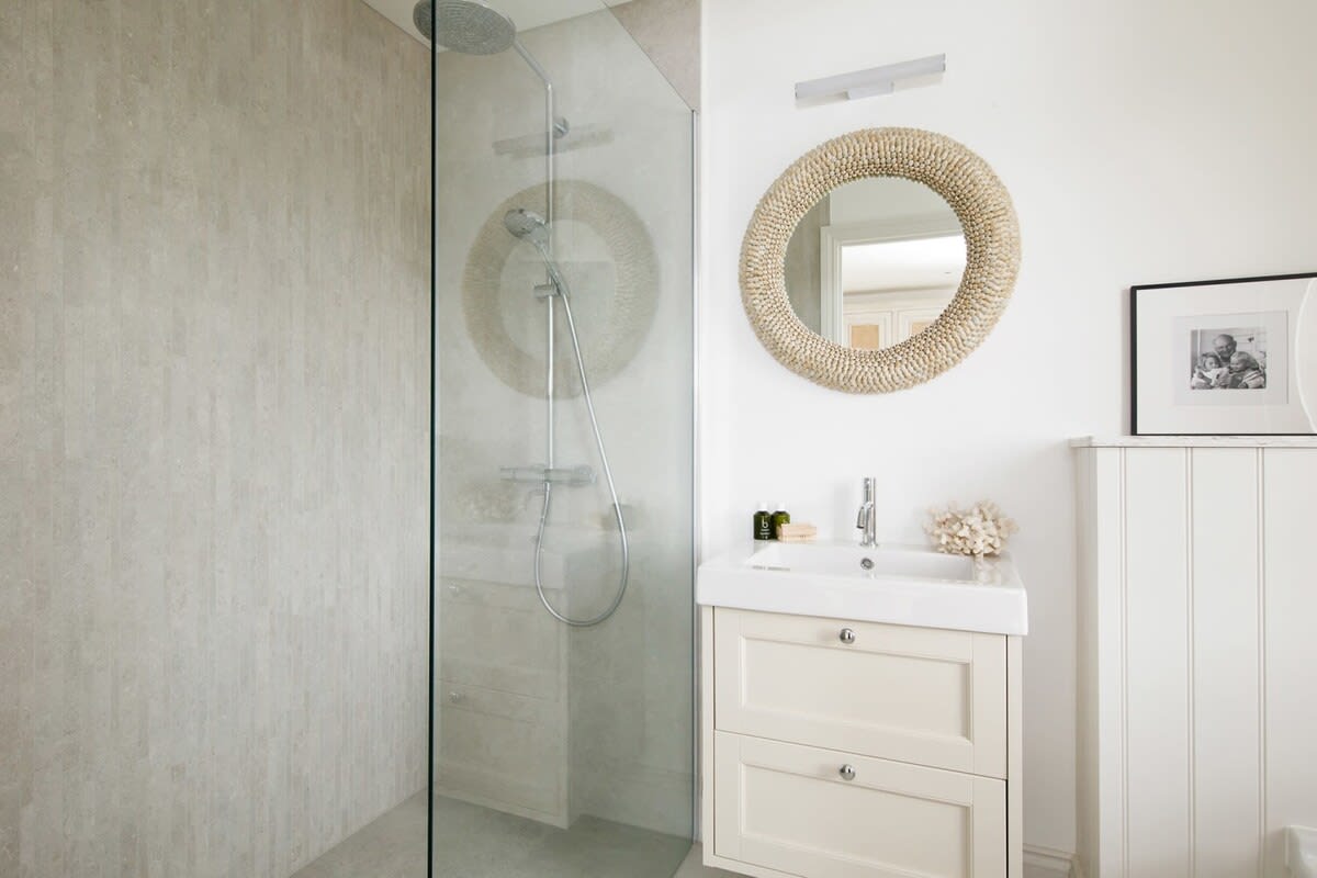 Hop under the lovely shower