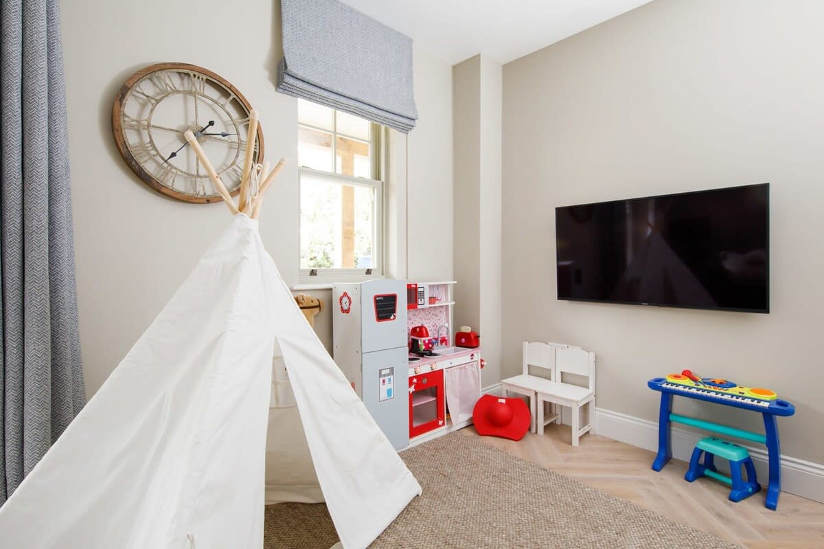 Let the children play while you binge-watch your favorite Netflix/Amazon show