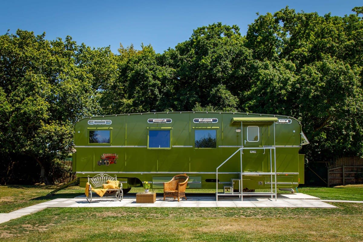 Restored Showman’s Carriage with King Bed