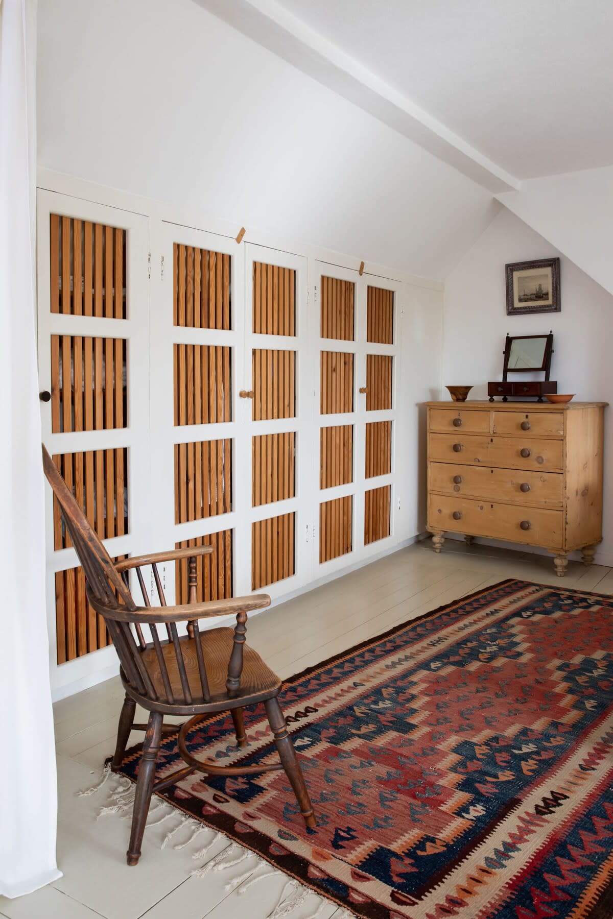 You have plenty of space for all your belongings.