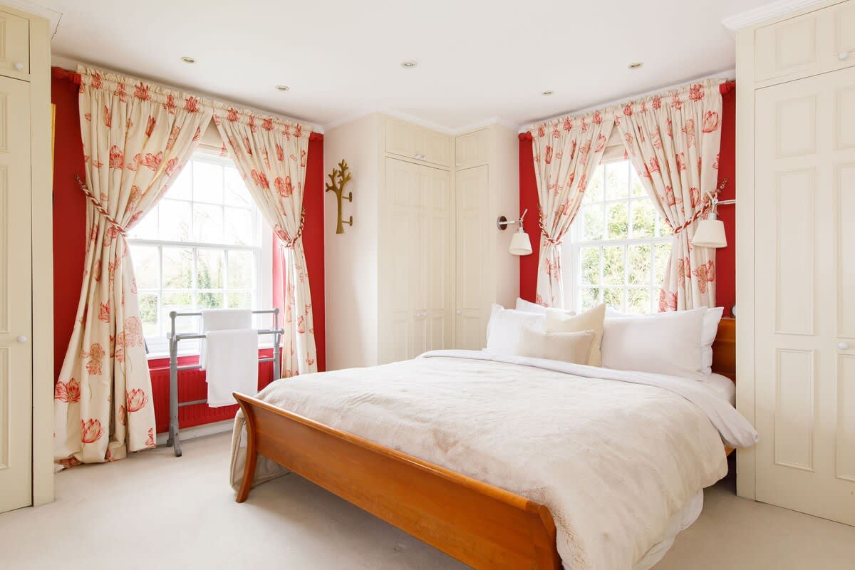 All rooms have luxurious mattresses and bedding.