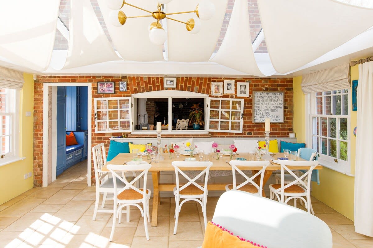 Enjoy breakfast, lunch or dinner at the large dining table.