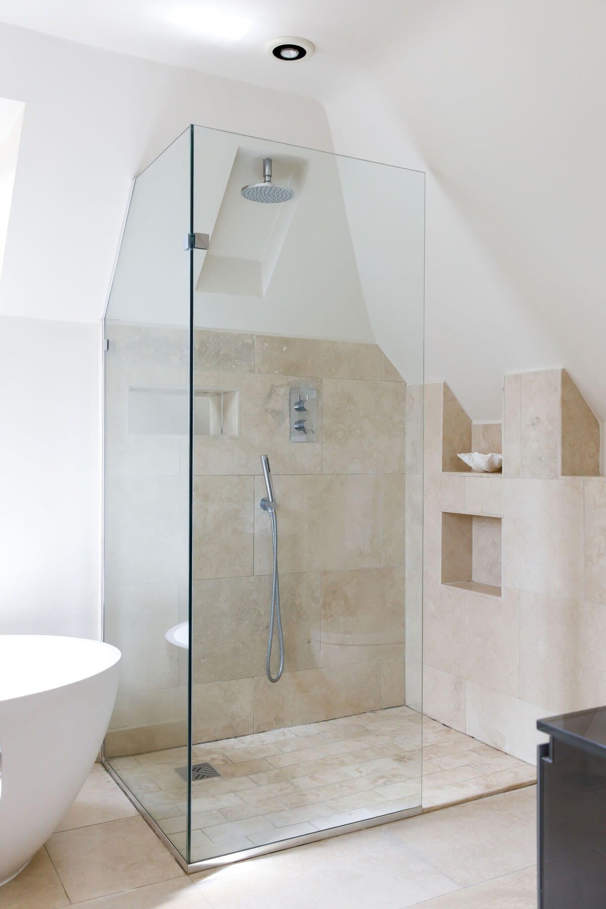 Freshen up in the ensuite after a swim, workout or before heading down for dinner.