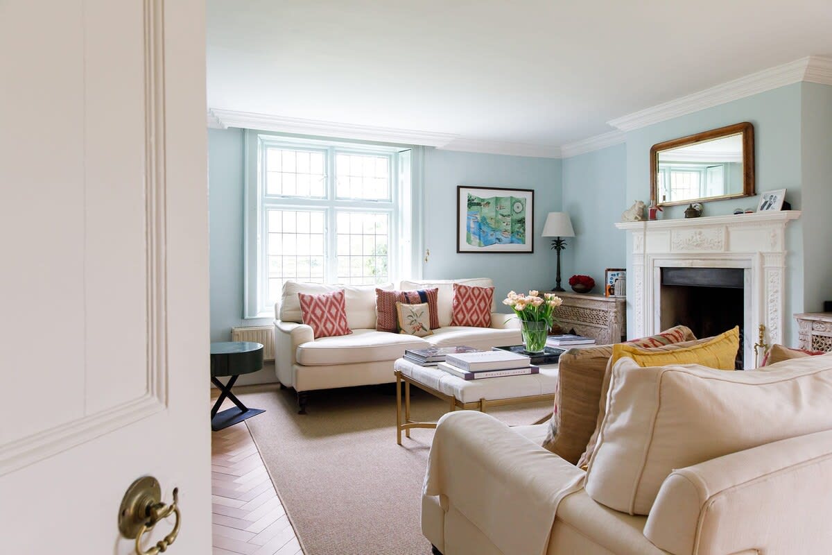 Retire to the drawing room with a magazine and unwind.