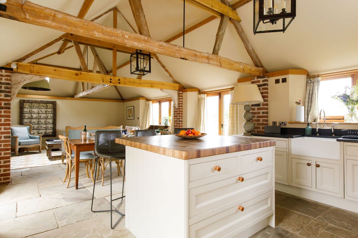 The Cottage has a fully equipped kitchen and dining space.