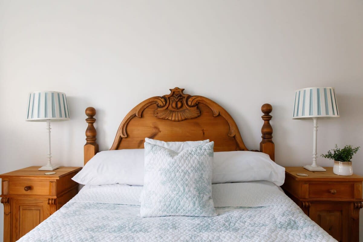 Relax and sink into luxury bedding and linen at the end of a busy day exploring the area.