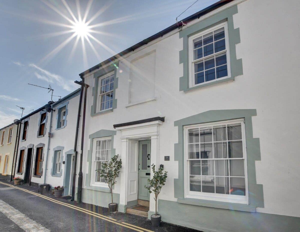 Devon Airbnb Management