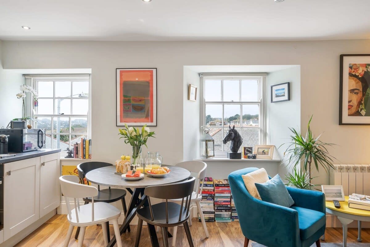 Contemporary Apartment in Central Penzance — Penzance, England — vacation rental