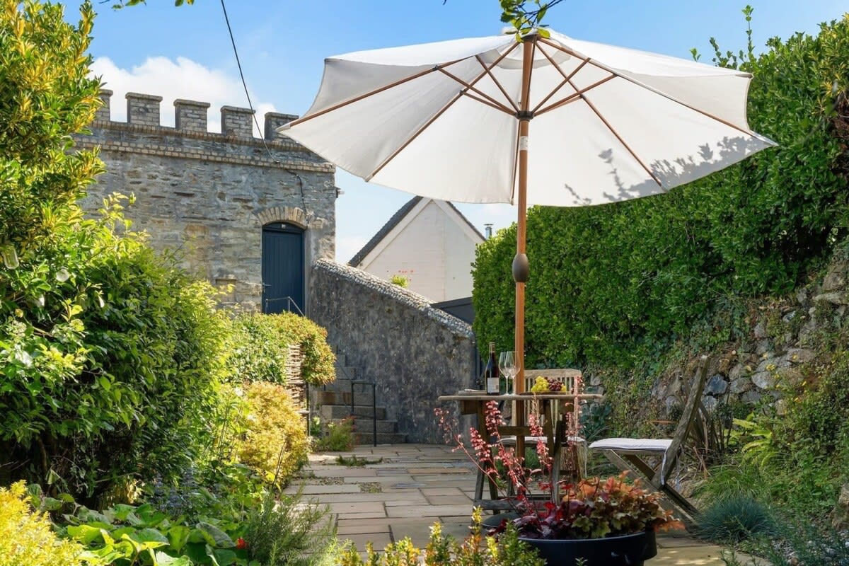 View 9