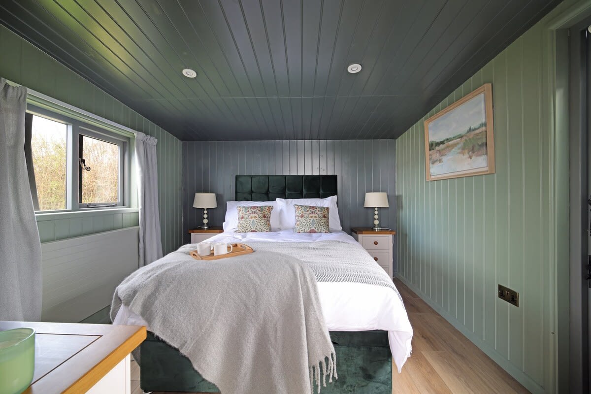 Luxurious Hut w/ Outdoor Bath & Sea Views