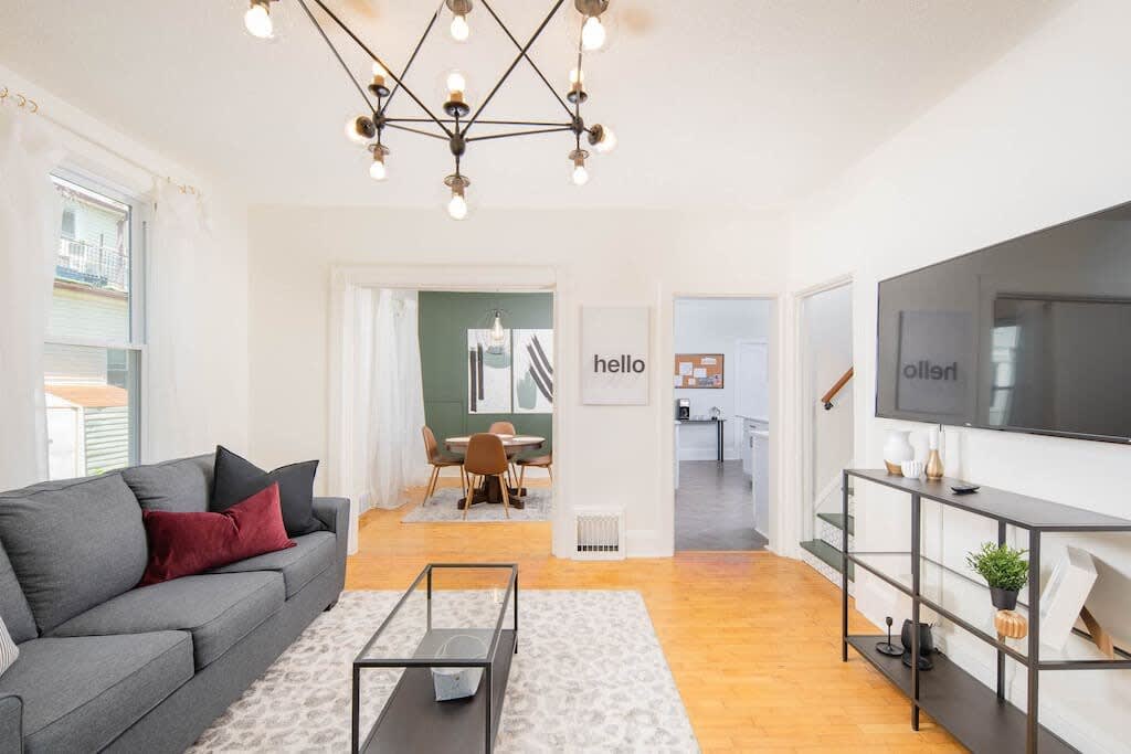 Charming Escape With Fully Equipped Kitchen - Stylish Cozy Haven - Appleton, WI