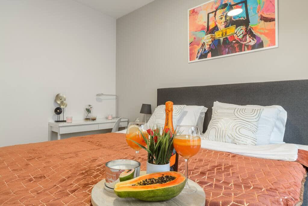 Lumina comfort apartament in the center of Warsaw